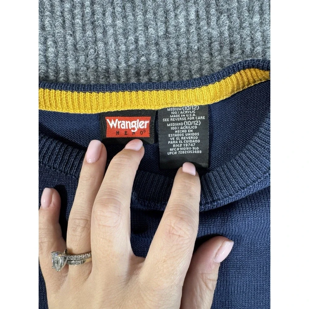 Wrangler Hero Blue Yellow Knit Contrast Trim Boys Long Sleeve sweater  Size‎ M